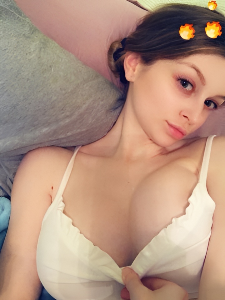 Катенька привлекальеная девушка из Лабинск цена от 10000 руб