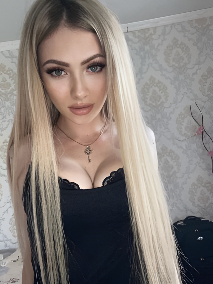 Юстина привлекальеная девушка из Лабинск цена от 4000 руб