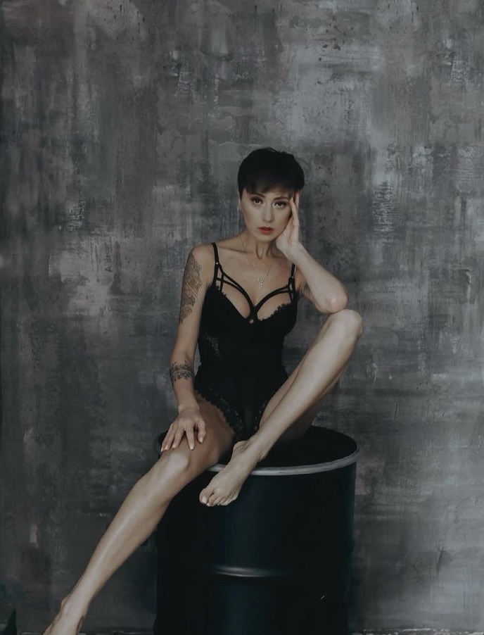 🎥 Лиана привлекальеная девушка из Лабинск цена от 3500 руб