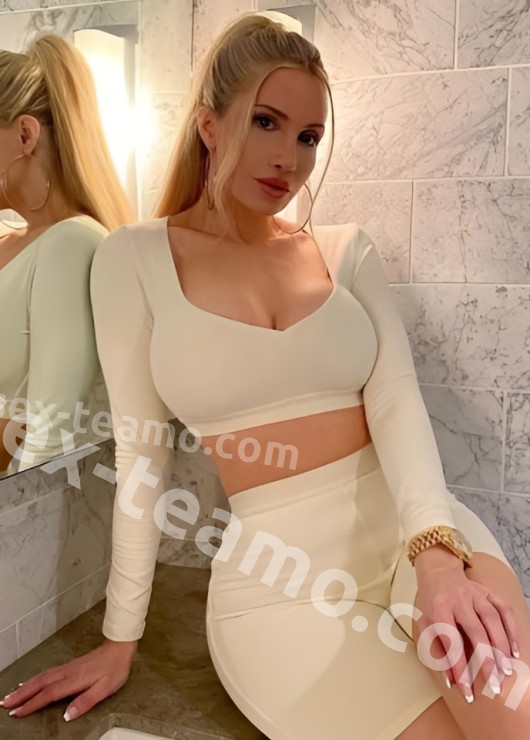 Элина привлекательная девушка из Лабинск цена от 2500 руб
