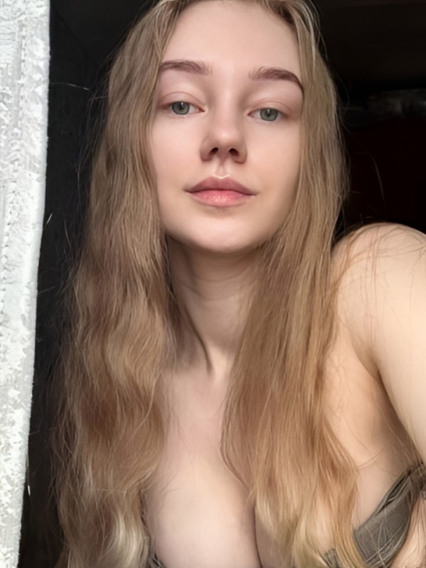 Ида привлекательная девушка из Лабинск цена от 4000 руб