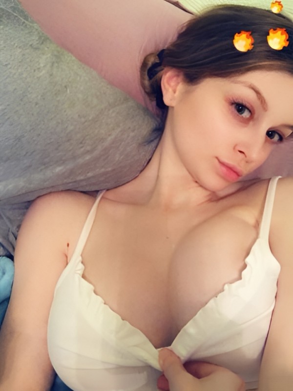 Катенька привлекательная девушка из Лабинск цена от 10000 руб