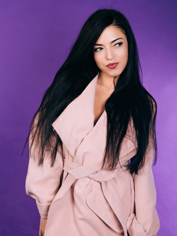 Инна привлекательная девушка из Лабинск цена от 3000 руб