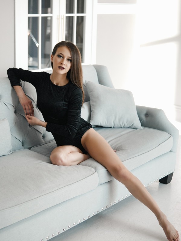 Алиса привлекательная девушка из Лабинск цена от 3000 руб